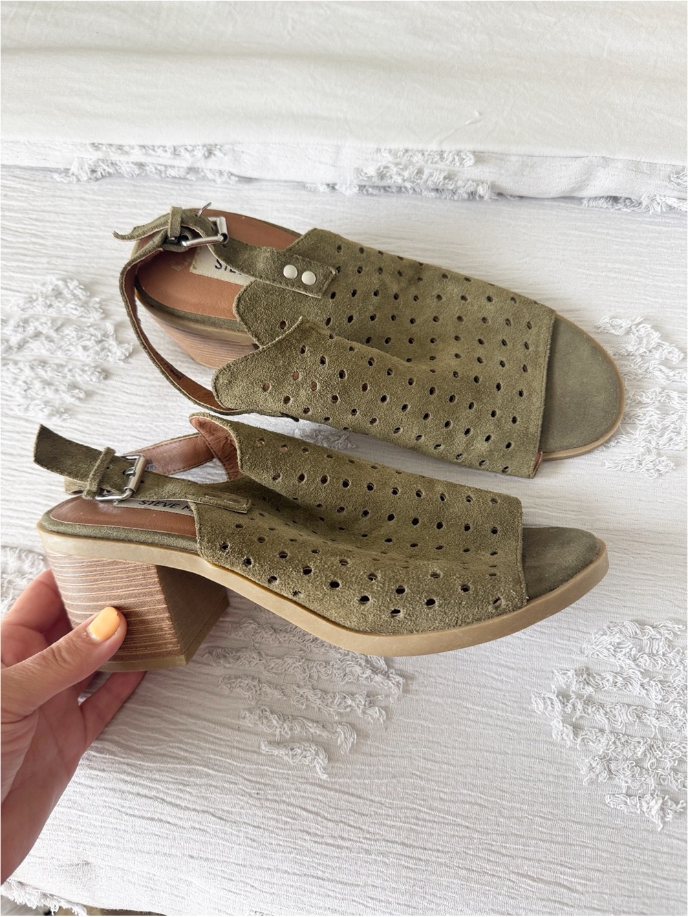 STEVE MADDEN green Ginelle leather suede boots heeled sandals size 9